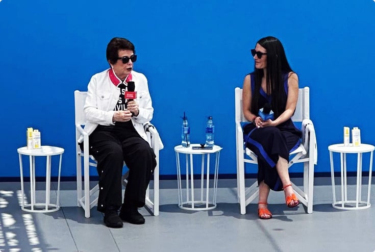 Billie Jean King talking on stage